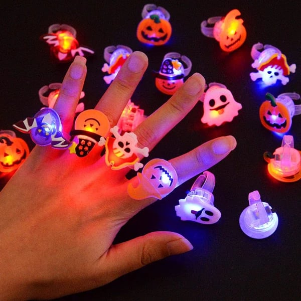 🔥🎃 Each Box‼️✨LED Light Halloween Glowing Ring 💍| Flashing Light‑Up Party Favor for Halloween Night👻