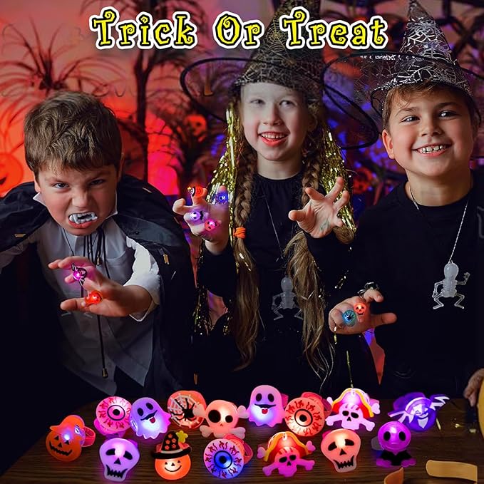🔥🎃 Each Box‼️✨LED Light Halloween Glowing Ring 💍| Flashing Light‑Up Party Favor for Halloween Night👻